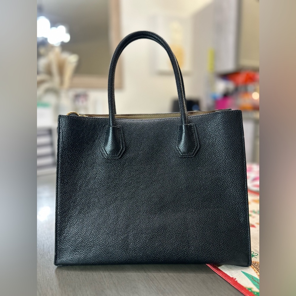 Michael Kors Bag *Missing Long Strap* - image 5